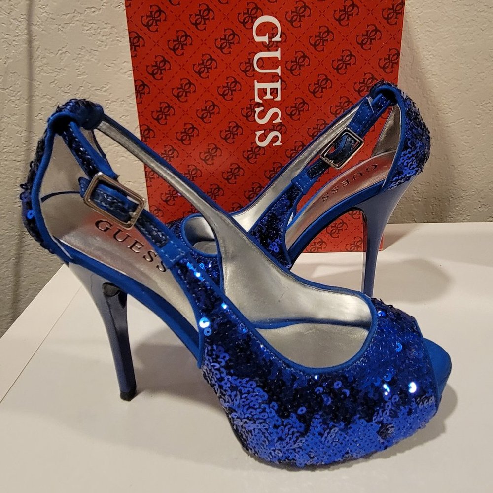 Guess GWHONDOLA2